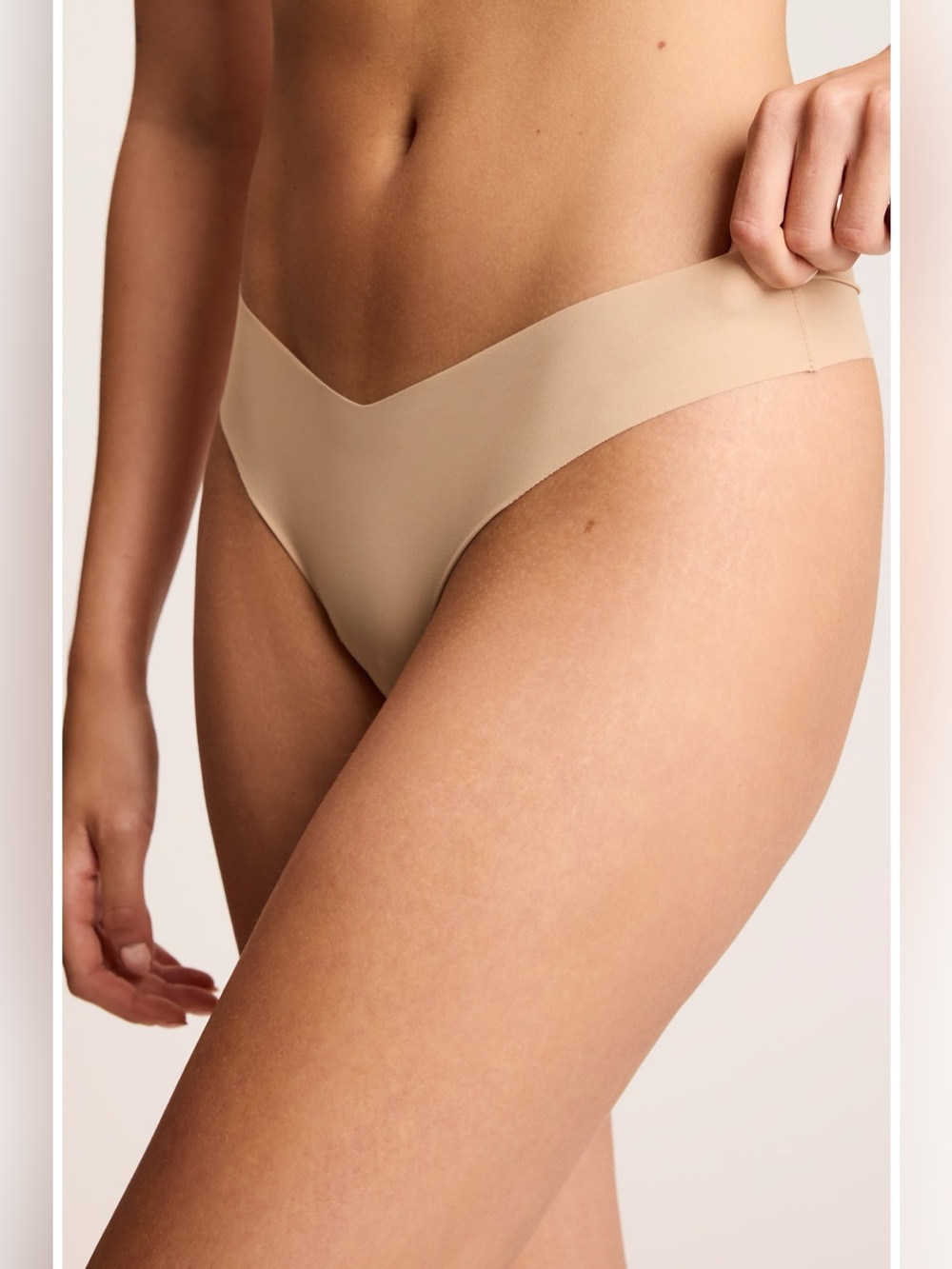 COMMANDO Microfiber Thong